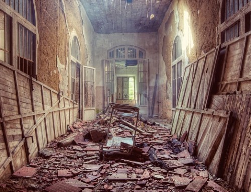 Manicomio Corridor